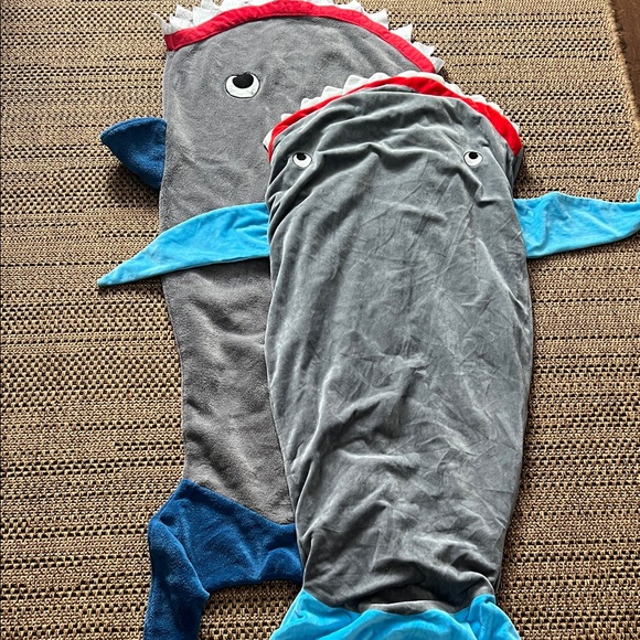 Other - Shark Design Kids Blanket - Gray and Blue